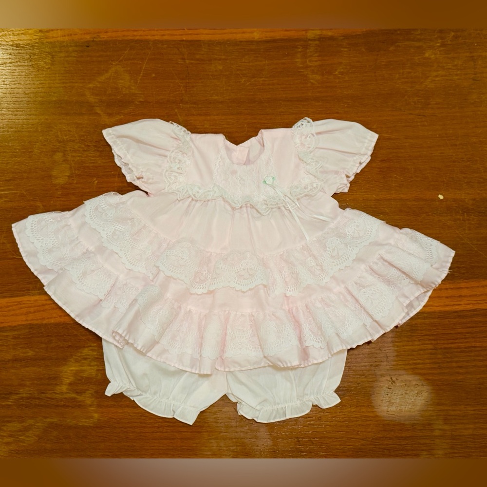 Alexis Pink and White Lace Dress & Bloomer  Set VTG boutique USA 3 mo 10-13 lbs